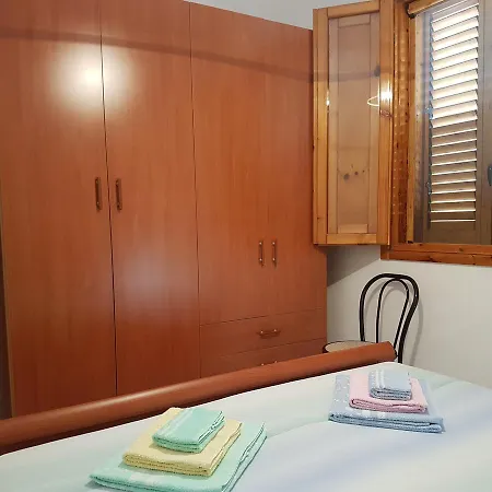 Tower Of The Bear Flat Apartment